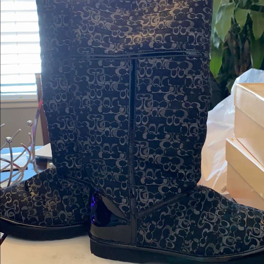 Coach black boots with fur like inside
